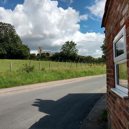 Westmoreland Cottage Weaverthorpe Extérieur photo